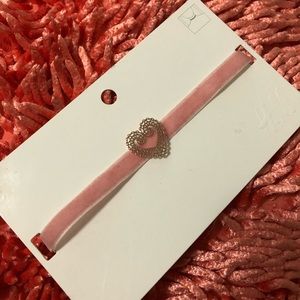 Velvet Heart Choker